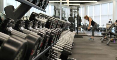 Cómo beneficia el descanso al cuerpo en relación con el gimnasio